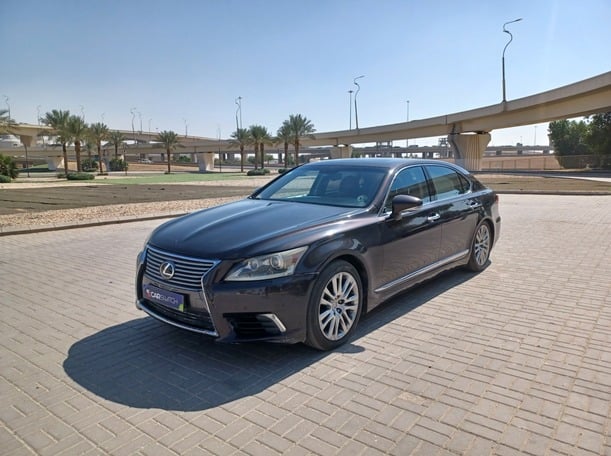 Used 2015 Lexus LS460 for sale in Riyadh