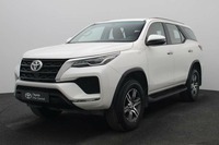 Used 2021 Toyota Fortuner for sale in Abu Dhabi