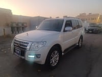 Used 2016 Mitsubishi Pajero for sale in Riyadh