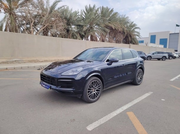 Used 2019 Porsche Cayenne for sale in Jeddah