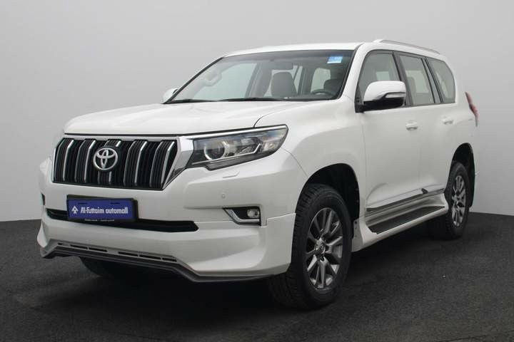 Used 2019 Toyota Prado for sale in Dubai