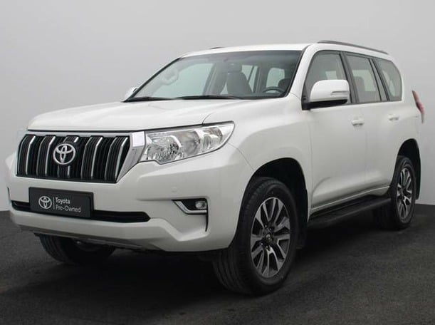 Used 2023 Toyota Prado for sale in Dubai