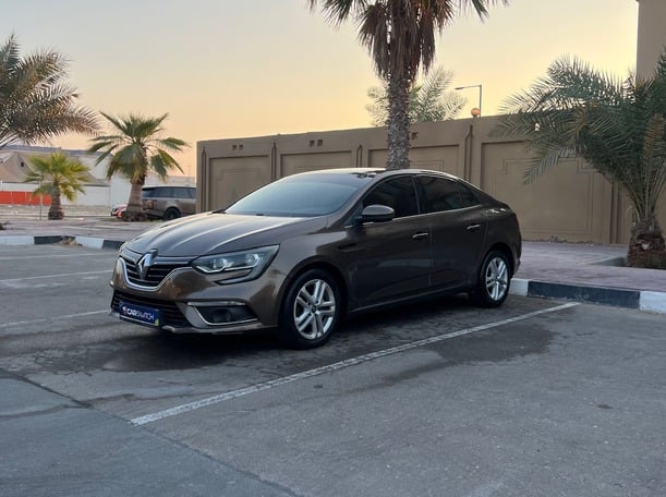 Used 2019 Renault Megane for sale in Abu Dhabi