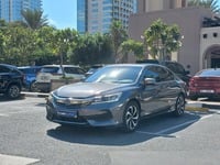 Used 2017 Honda Accord for sale in Dubai