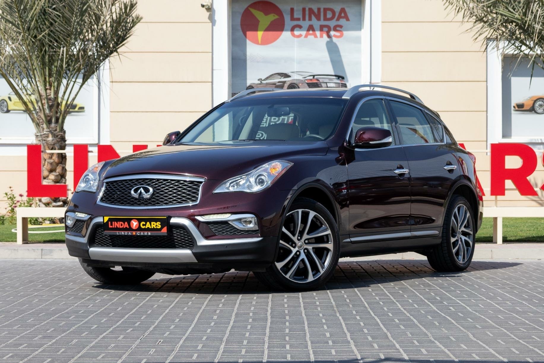 Used 2017 Infiniti QX50 for sale in Dubai