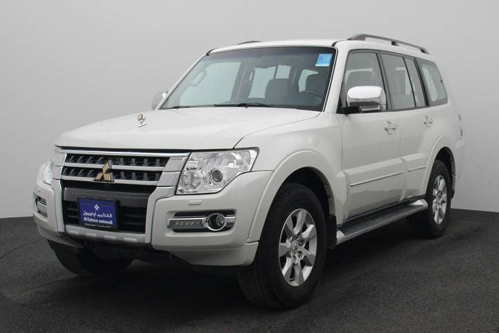 Used 2020 Mitsubishi Pajero for sale in Dubai