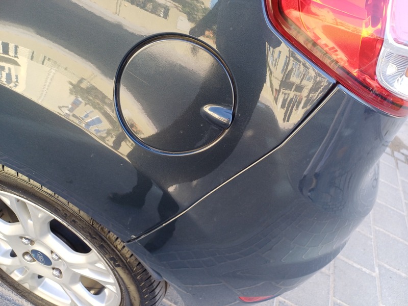 Used 2014 Ford Fiesta for sale in Dubai