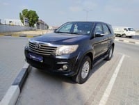 Used 2015 Toyota Fortuner for sale in Sharjah