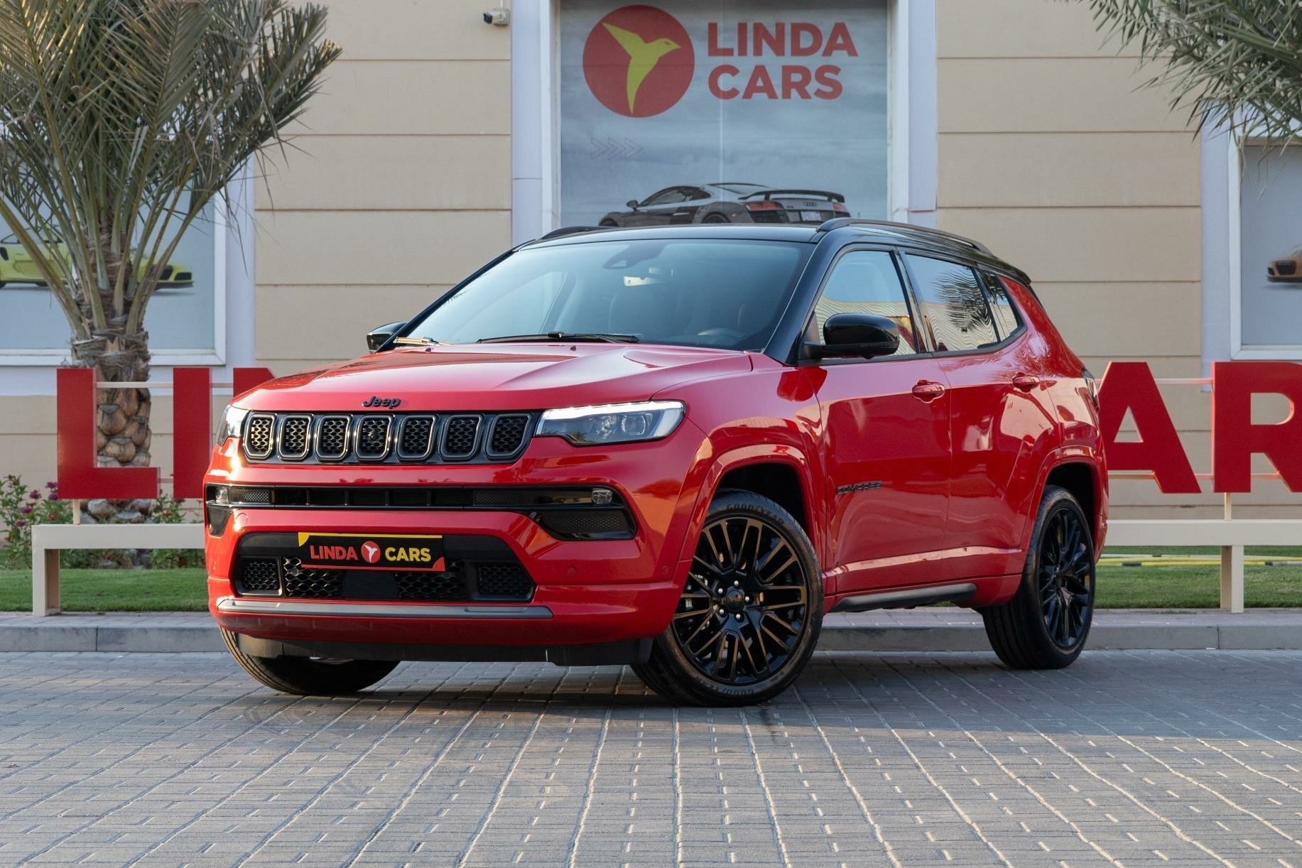 Used 2022 Jeep Compass for sale in Dubai