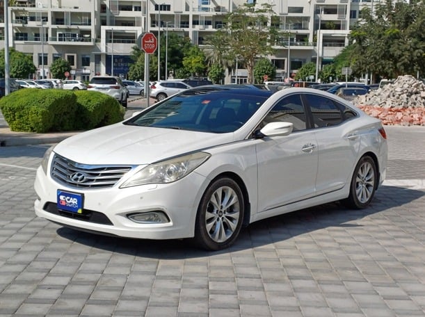 Used 2014 Hyundai Azera for sale in Dubai