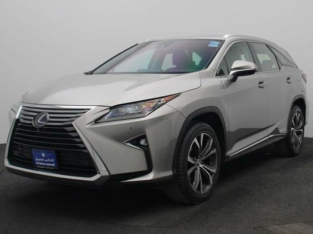 Used 2018 Lexus RX450h for sale in Dubai