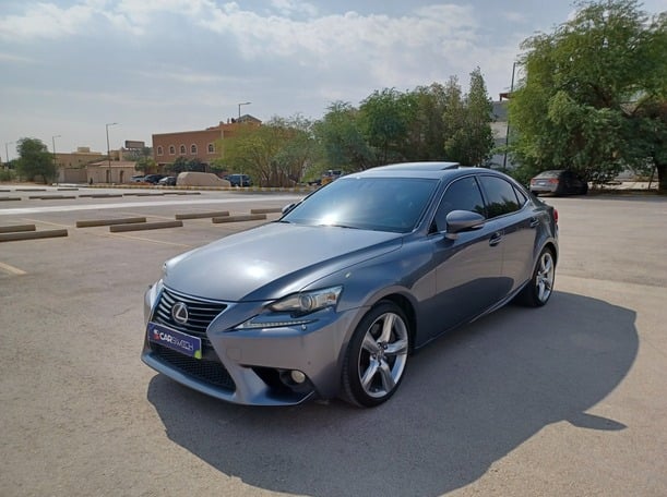 Used 2014 Lexus IS350 for sale in Riyadh