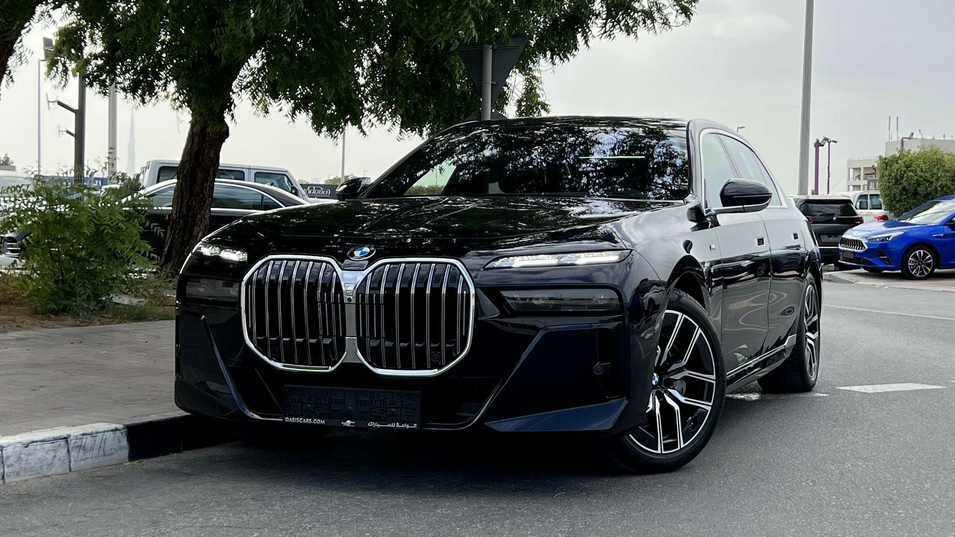 Used 2023 BMW 740 for sale in Dubai