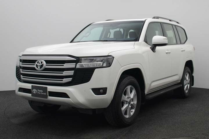 Used 2024 Toyota Land Cruiser for sale in Dubai