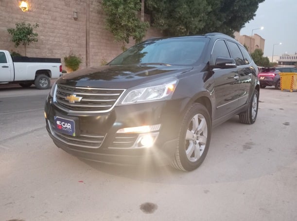 Used 2016 Chevrolet Traverse for sale in Riyadh