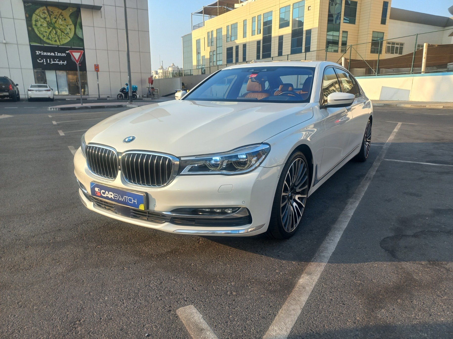 Used 2017 BMW 750 for sale in Dubai