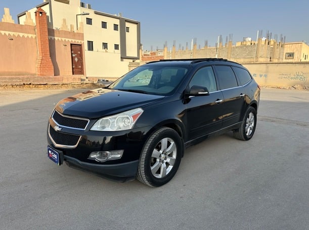 Used 2012 Chevrolet Traverse for sale in Riyadh