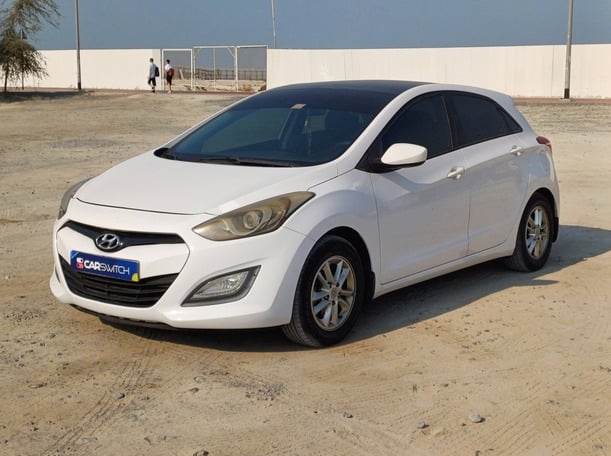 Used 2015 Hyundai i30 for sale in Dubai