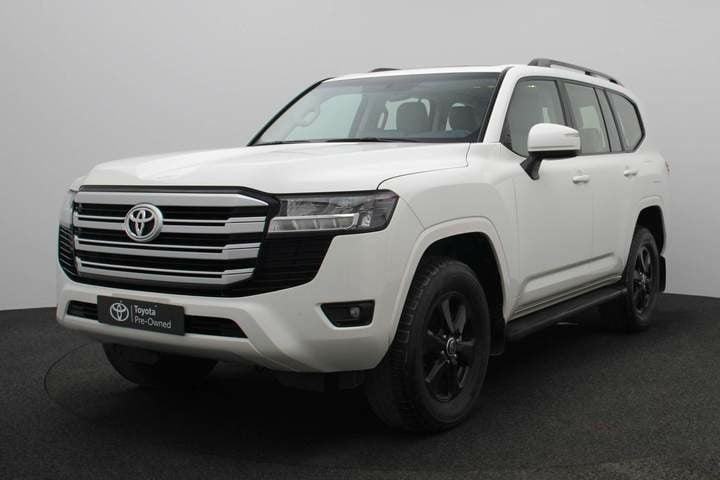 Used 2022 Toyota Land Cruiser for sale in Dubai