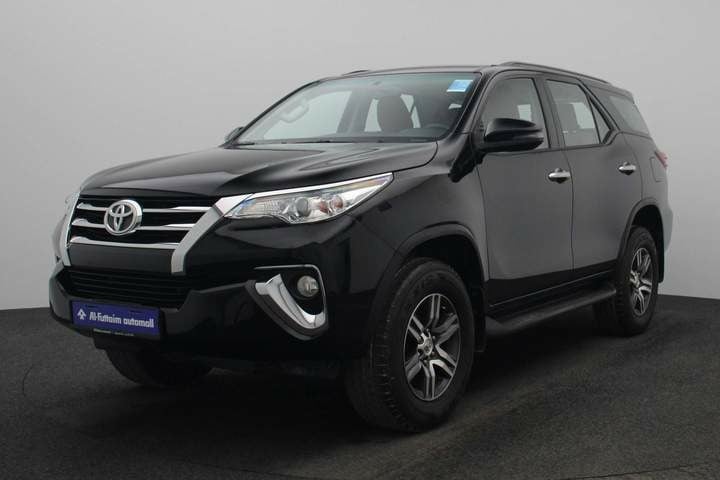 Used 2020 Toyota Fortuner for sale in Ajman