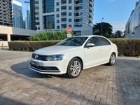 Used 2016 Volkswagen Jetta for sale in Dubai