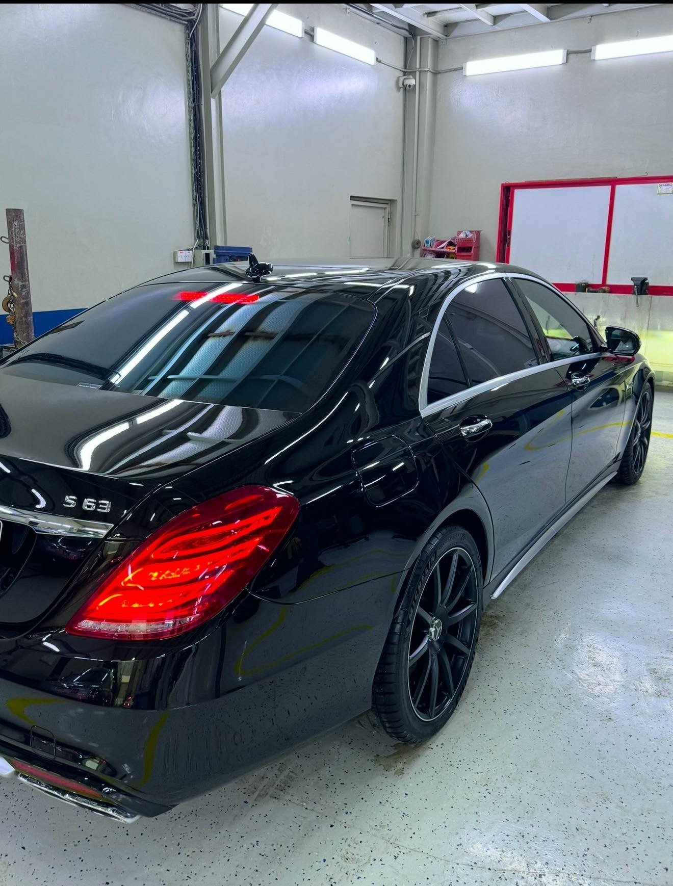 Used 2016 Mercedes S63 AMG for sale in Abu Dhabi