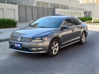 Used 2015 Volkswagen Passat for sale in Dubai