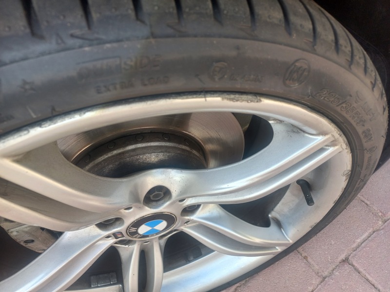 Used 2012 BMW Z4 for sale in Dubai