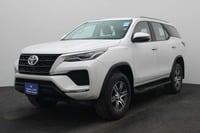 Used 2023 Toyota Fortuner for sale in Dubai