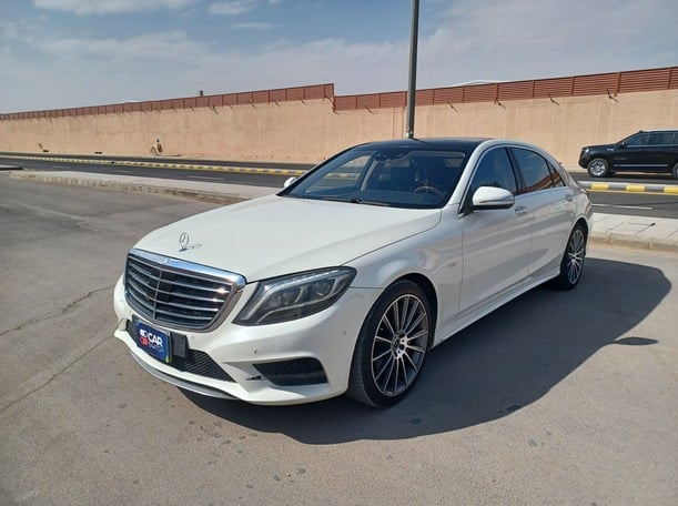 Used 2014 Mercedes S500 for sale in Riyadh