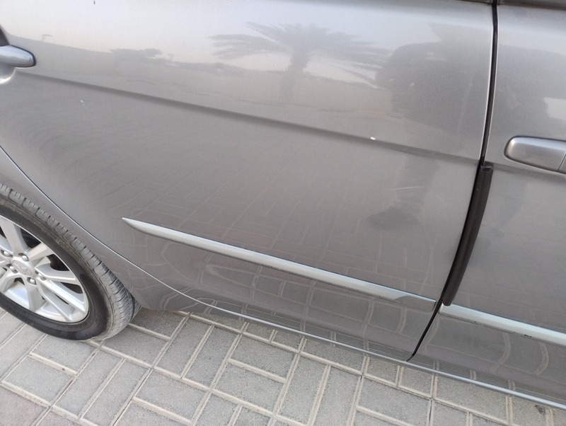 Used 2015 Mitsubishi Lancer for sale in Sharjah