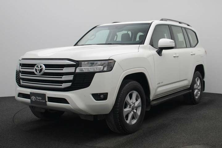 Used 2023 Toyota Land Cruiser for sale in Dubai