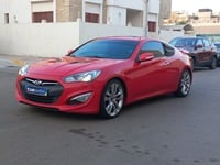 Used 2014 Hyundai Genesis for sale in Abu Dhabi