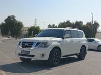 Used 2016 Nissan Patrol for sale in Dubai