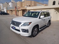Lexus LX570