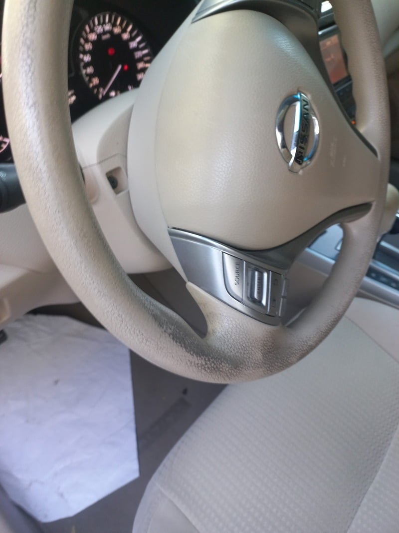 Used 2014 Nissan Altima for sale in Abu Dhabi