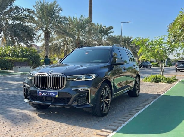 Used 2021 BMW X7 for sale in Abu Dhabi