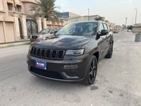 Used 2019 Jeep Grand Cherokee for sale in Al Khobar