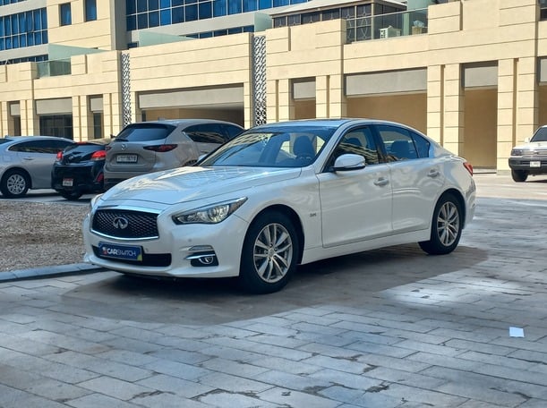 Used 2016 Infiniti Q50 for sale in Abu Dhabi