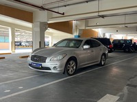 Used 2015 Infiniti Q70 for sale in Abu Dhabi