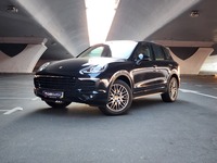 Used 2016 Porsche Cayenne for sale in Dubai