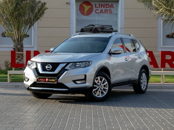 Used 2018 Nissan X-Trail for sale in Dubai