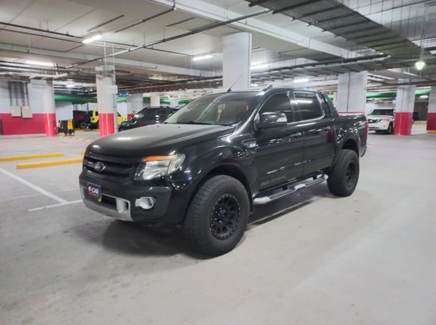 Used 2015 Ford Ranger for sale in Dubai