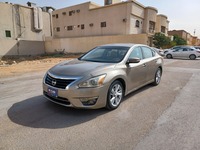 Used 2014 Nissan Altima for sale in Riyadh