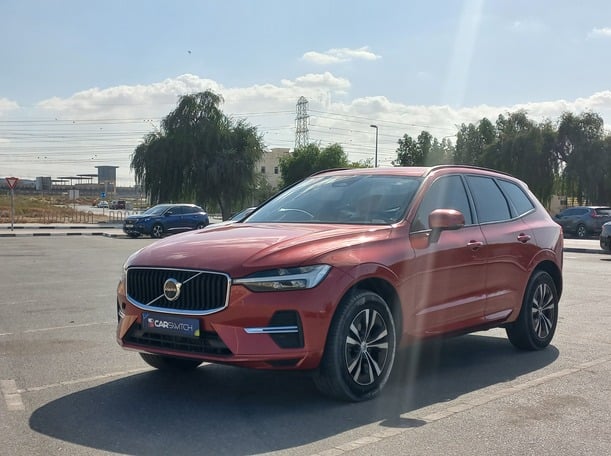 Used 2023 Volvo XC60 for sale in Dubai