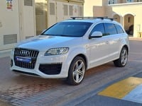 Used 2015 Audi Q7 for sale in Dubai