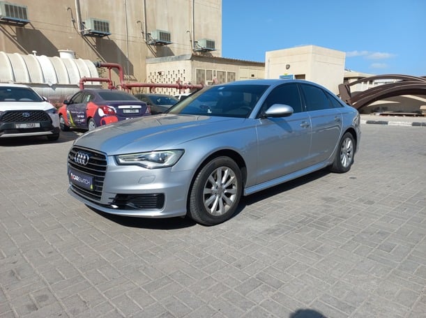 Used 2017 Audi A6 for sale in Dubai