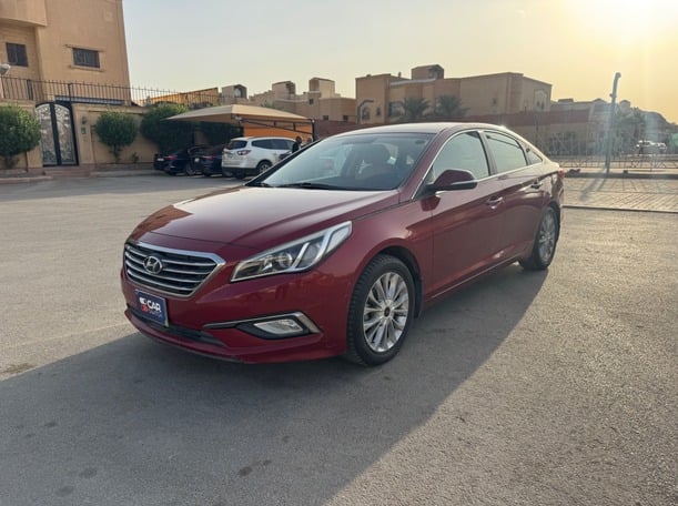 Used 2016 Hyundai Sonata for sale in Riyadh