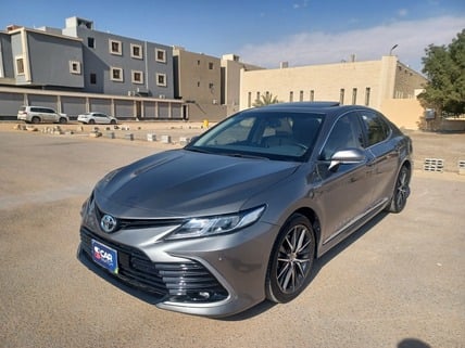 Used 2023 Toyota Camry for sale in Riyadh