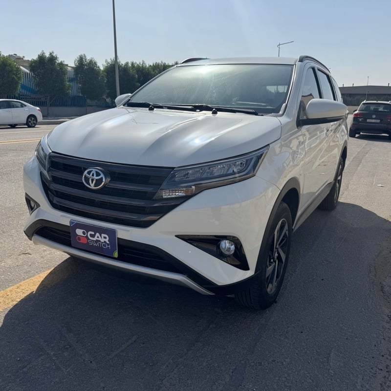 Used 2023 Toyota Rush for sale in Dammam